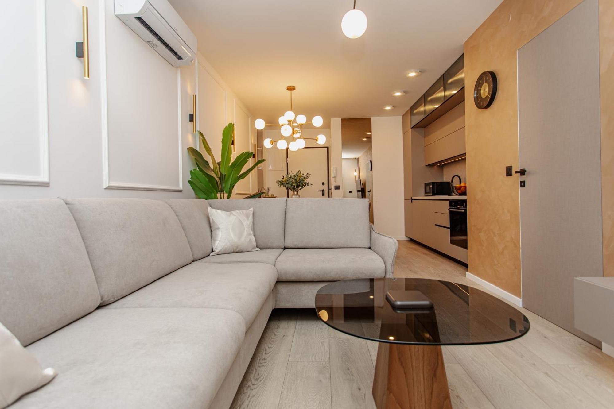 Stunning Bella On Znjan Beach, Private Parking * Split
